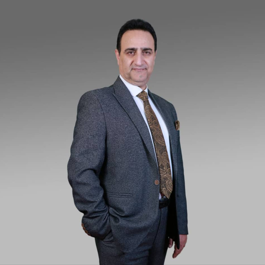 دکتر علی اصغر اسفندیار فوق تخصص جراحی پلاستیک و زیبایی- عضو انجمن جراحان پلاستیک ایران جراحی زیبایی: بینی و لیفت صورت ، پلک و گوش، پستان، شکم، انواع پروتزها، لی دکتر علی اصغر اسفندیار فوق تخصص جراحی پلاستیک و زیبایی- عضو